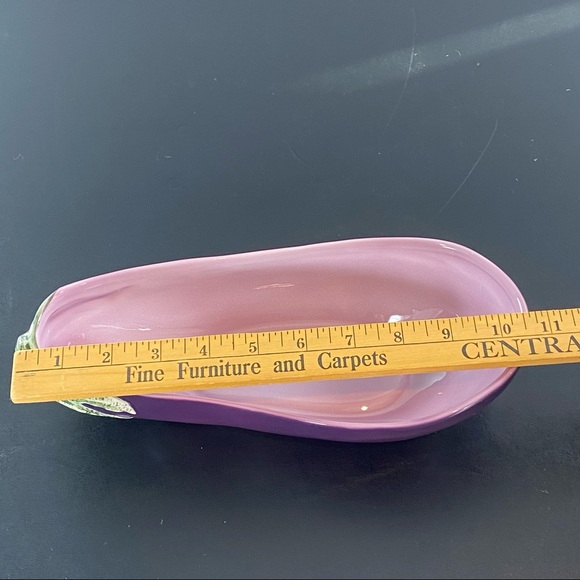 Summit collection Egg Plant shaped Pasta Bowl - Picture 3 of 5